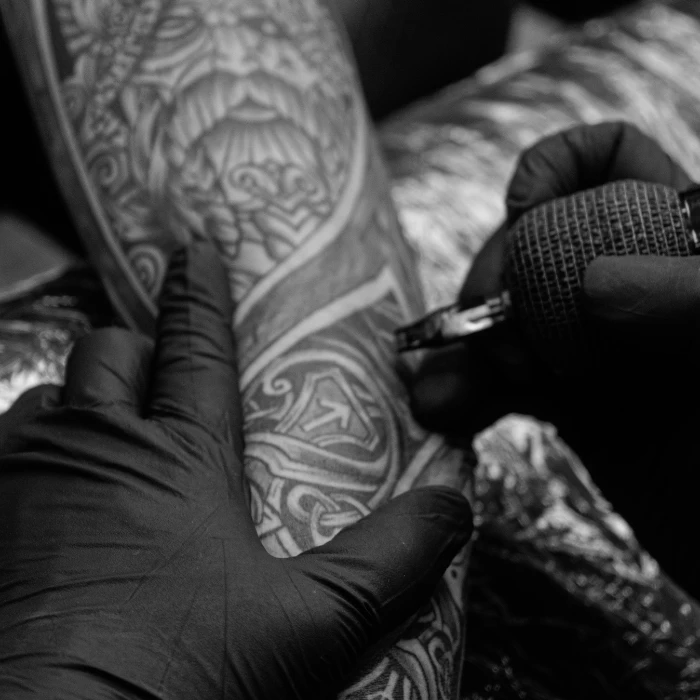 ornamental-black-grey-sleeve-tattoo-work