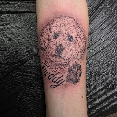 Hunde Portrait Tattoo Realism – SAINTS TATTOO Pirna